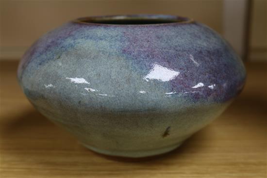 A Chinese stoneware Yun Tao Fujian kiln vase - 19th century Diameter 19cm